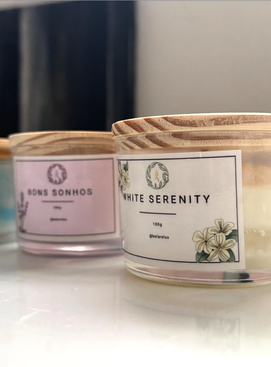 Velas Bons Sonhos e White Serenity em copo de vidro